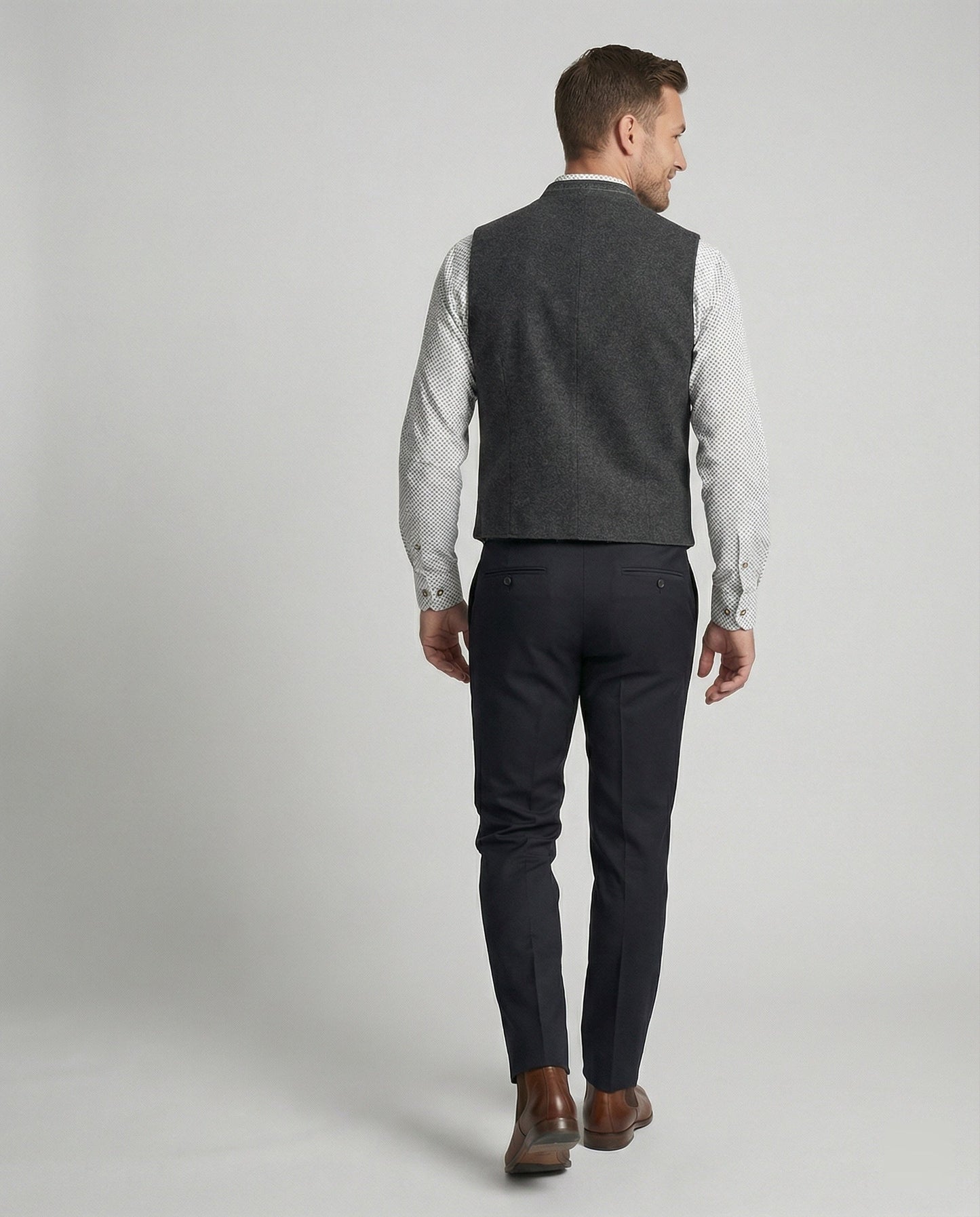 Davy - Elegant Men's Traditional Waistcoat Gray