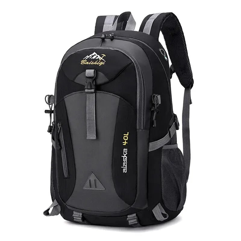 Davy | Waterproof Outdoor Backpack with Laptop Compartment