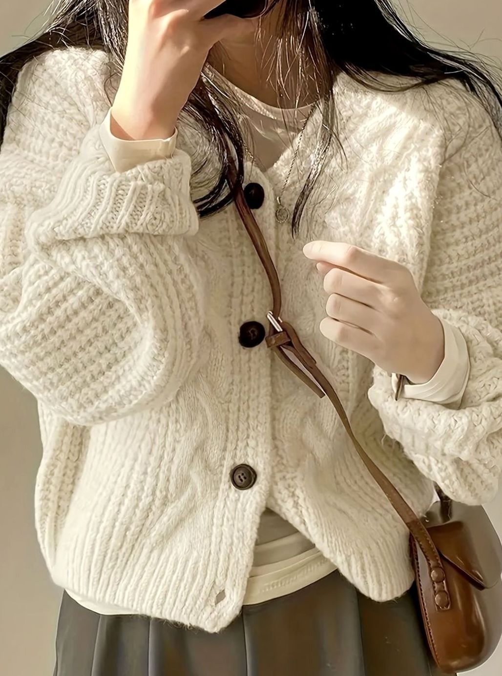 Cardigan oversize pour femmes en maille torsadée à boutonnage devant
