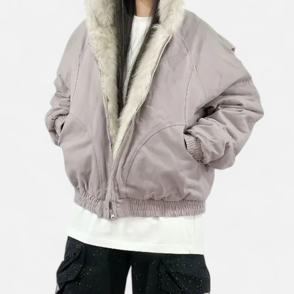 Women's Vintage Winter Coat with Fur Collar and Fitted Waist