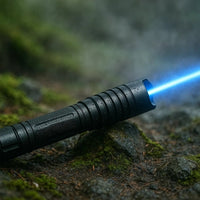 Antorcha Láser AeroForge Pro Luz de Supervivencia Impermeable de Alta Intensidad para Exteriores