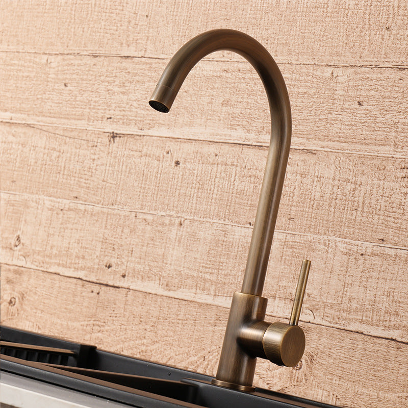 Antique Bronze Single Handle Brass Kitchen Faucet With Smooth Operation
