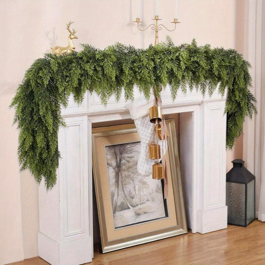 Art Deco Christmas Garland - Flexible Artificial Greenery Ribbon