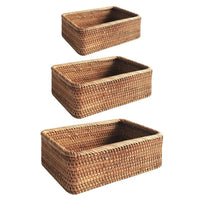 Cesta rectangular artesanal de almacenamiento de ratán