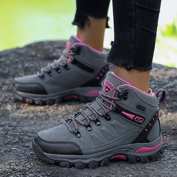 AuroraTrail Women's Wide Fit Winter Hiking Boots With Arch Support