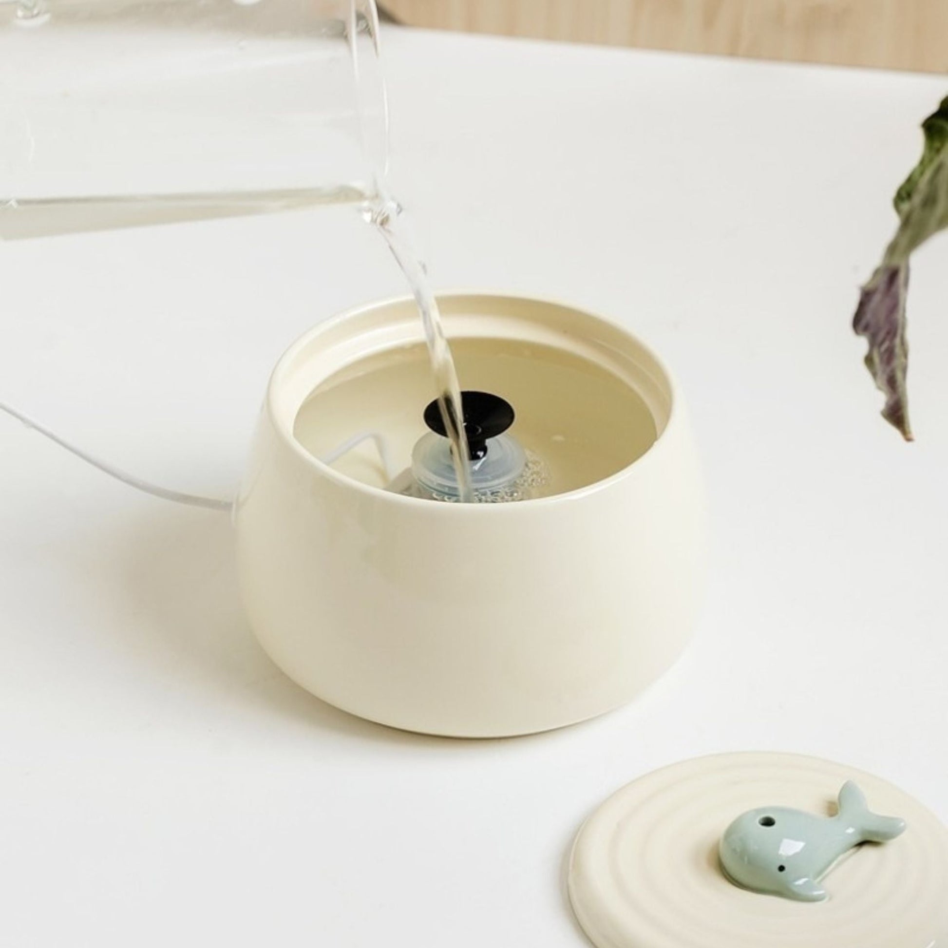 CERAMIC CAT WATER FOUNTAIN | AquaCeramic