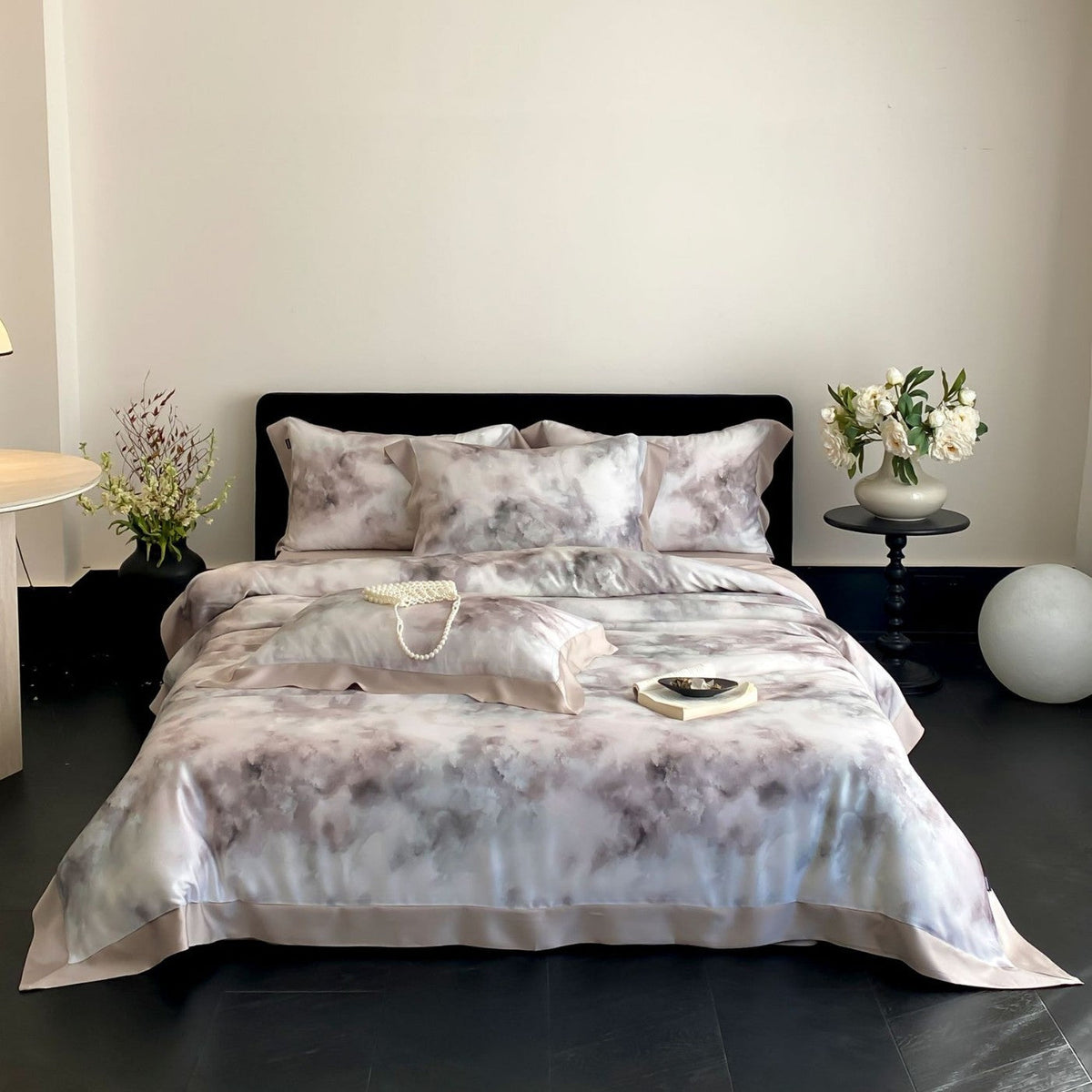 Cotton Sateen Bedding Set with Watercolor Marble Print and Fine Hem Edge