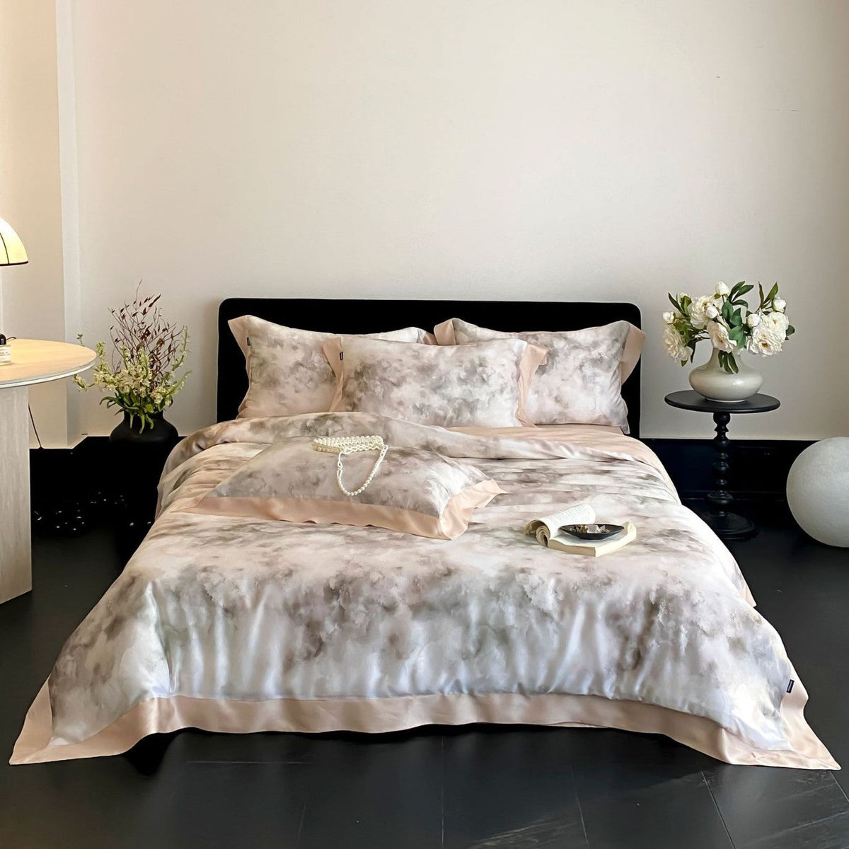 Cotton Sateen Bedding Set with Watercolor Marble Print and Fine Hem Edge