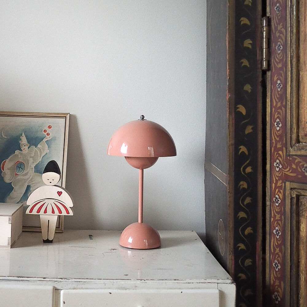 Davy | Atmospheric Dimmable LED Table Lamp