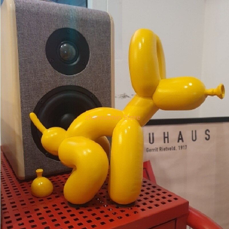 Davy | Balloon Dog Resin Figurine