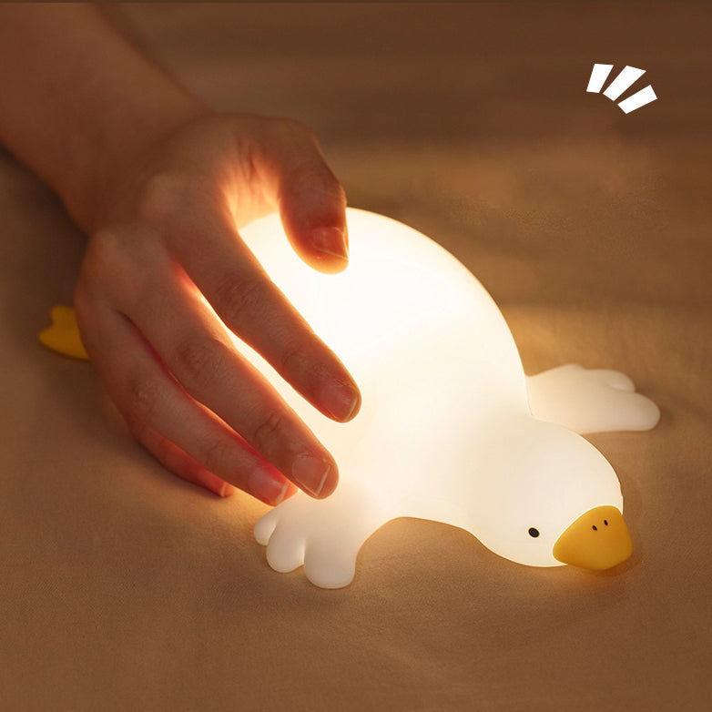 Davy | Big White Goose Tap Tap LED Night Light