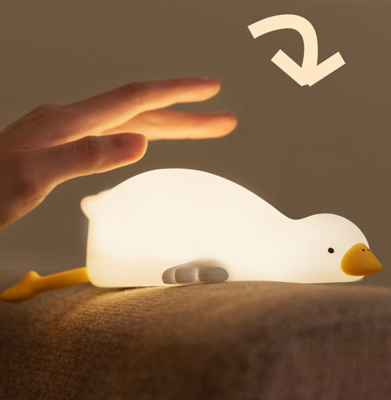 Davy | Big White Goose Tap Tap LED Night Light