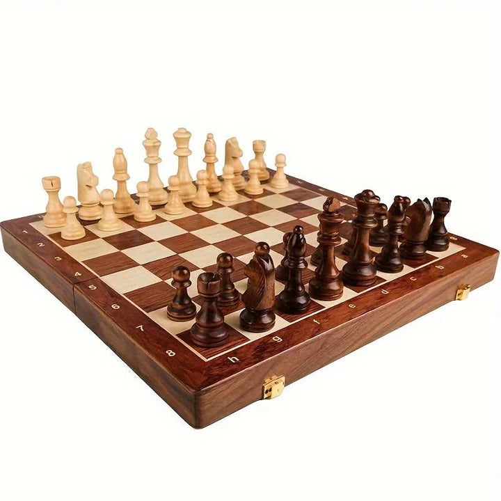 Davy | Chess Set in Premium Wood | Foldable with Magnetic Lock