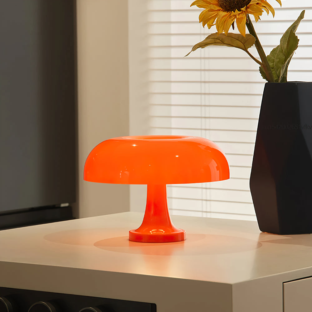 Davy | Dimmable Mushroom Table Lamp with USB Connection