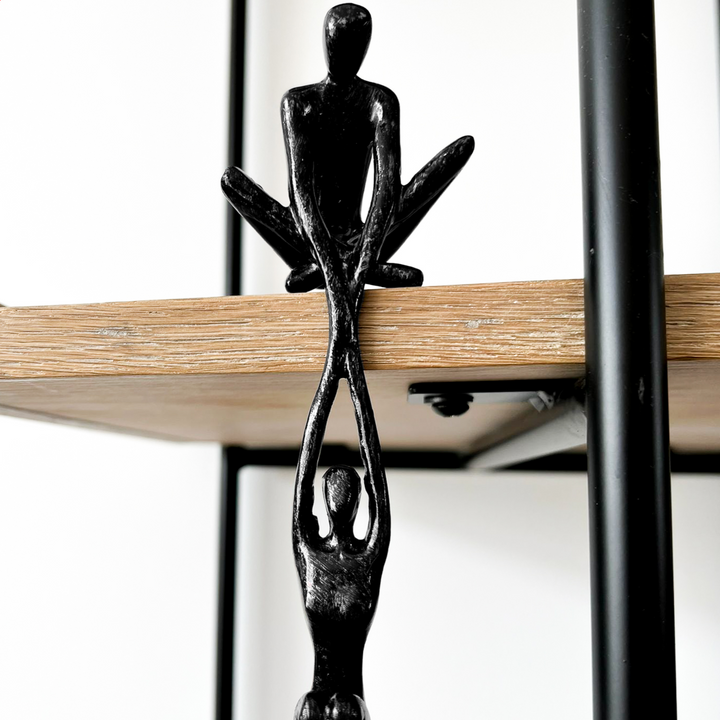 Davy | Figurine Sculpture Interlocking Figures Shelf Decor