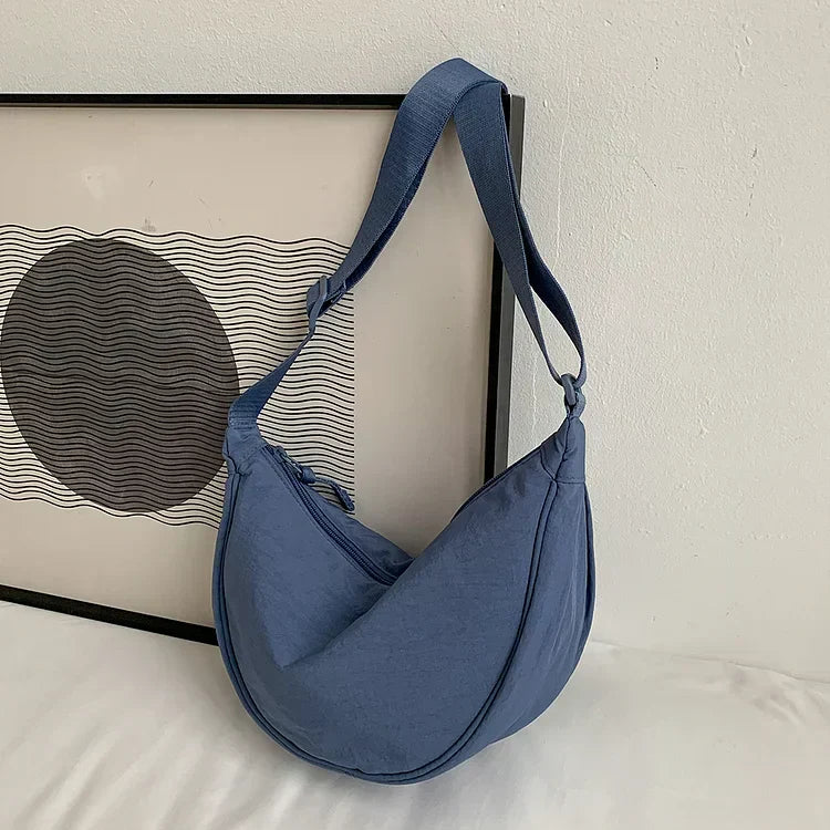 Davy | Haze Bag️ | The fashionable dumpling bag for a stylish outfit