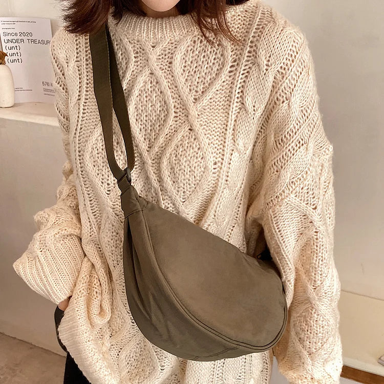 Davy | Haze Bag️ | The fashionable dumpling bag for a stylish outfit