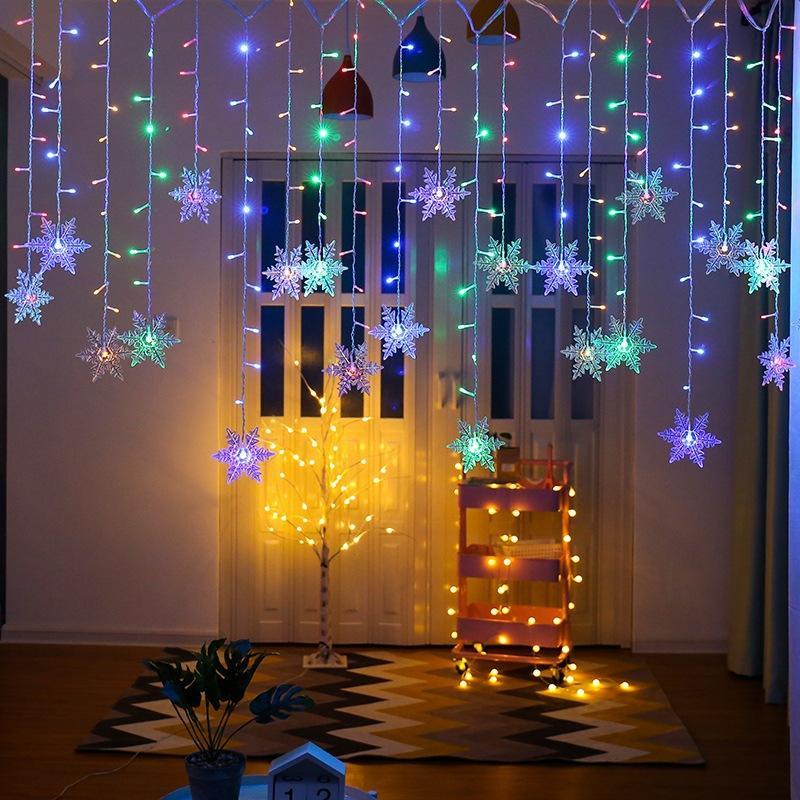 Davy | LED Curtain Light String with Snowflake | Indoor & Outdoor