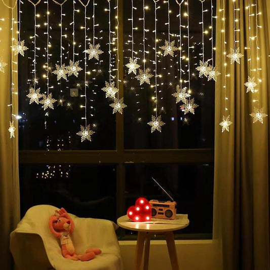 Davy | LED Curtain Light String with Snowflake | Indoor & Outdoor