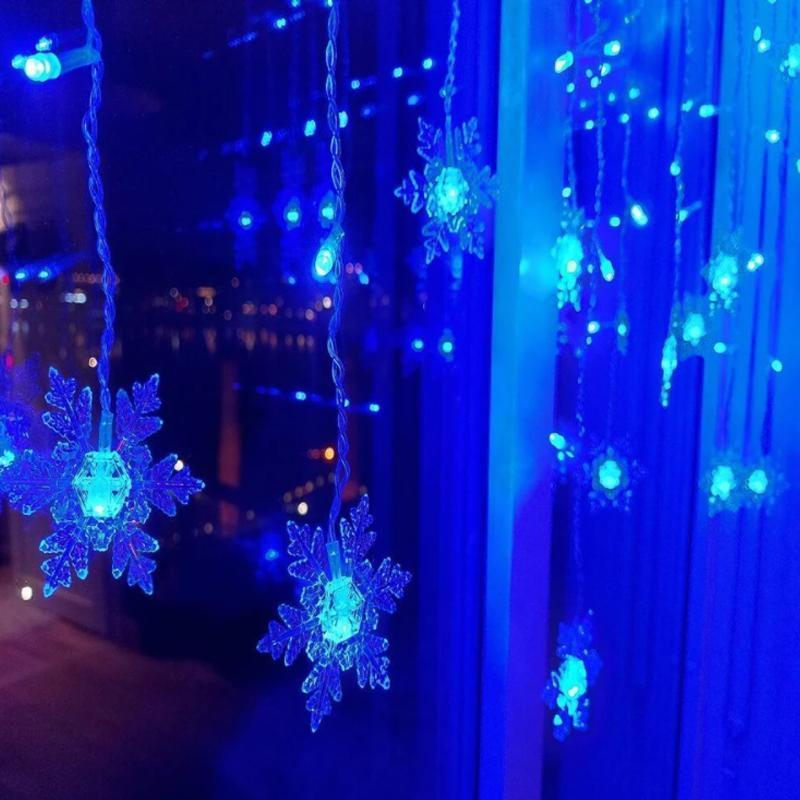 Davy | LED Curtain Light String with Snowflake | Indoor & Outdoor