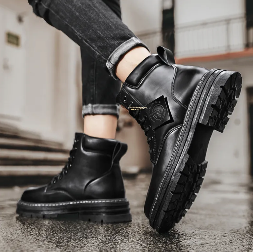 Davy | Men's Shoes with Laces | Comfortable Leather Shoes with Supportive Soles | Black
