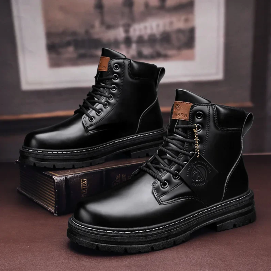 Davy | Men's Shoes with Laces | Comfortable Leather Shoes with Supportive Soles | Black