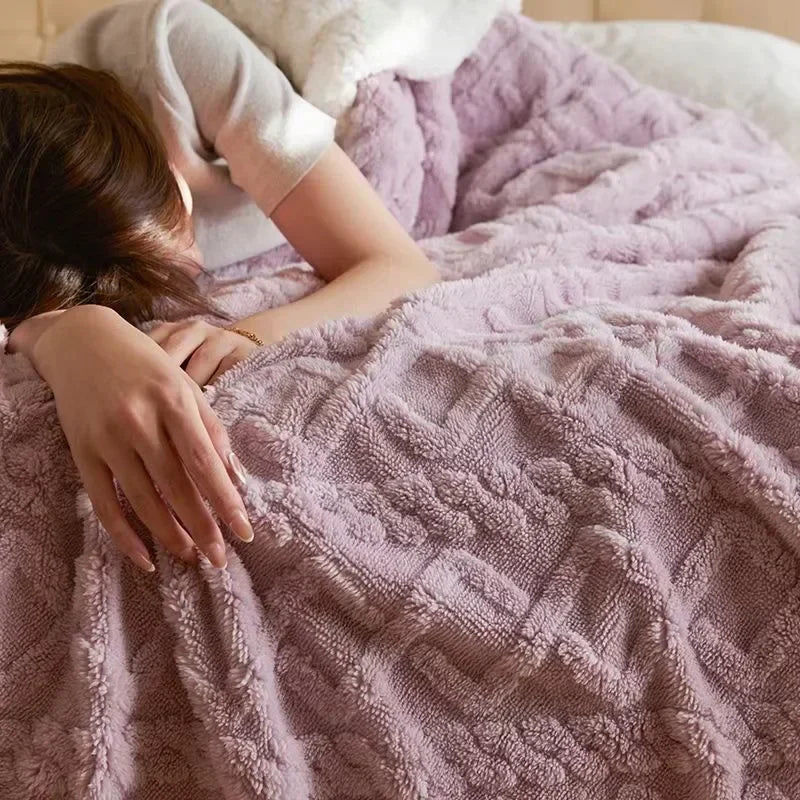 Davy | Plush Textured Blanket for Cozy Comfort