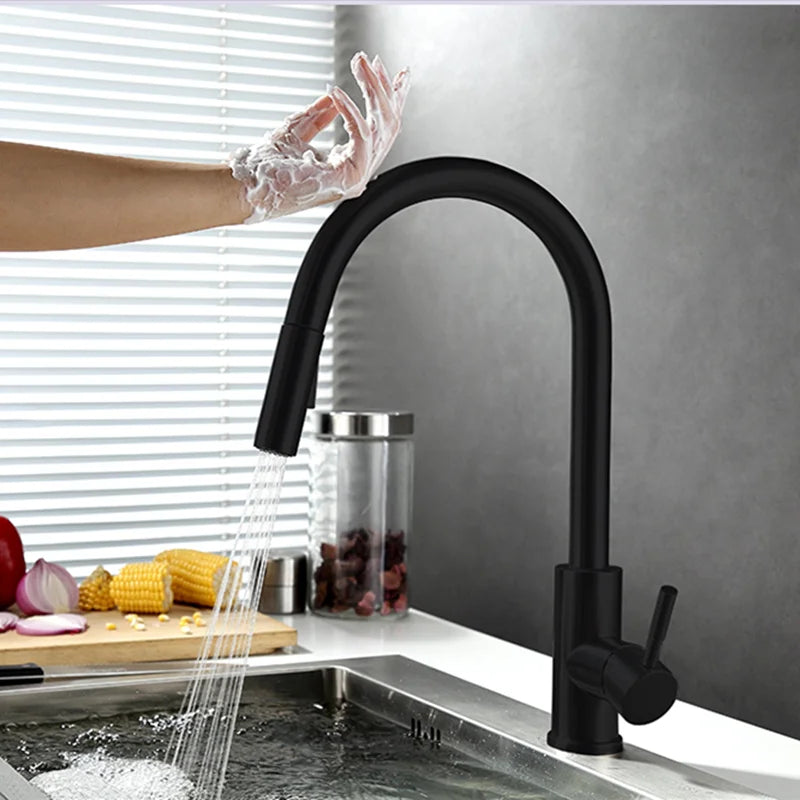 Davy | TouchTech Retractable Kitchen Faucet – Sensor Touchless Mixer Tap with Flexible Hose | Modern Brass Faucet