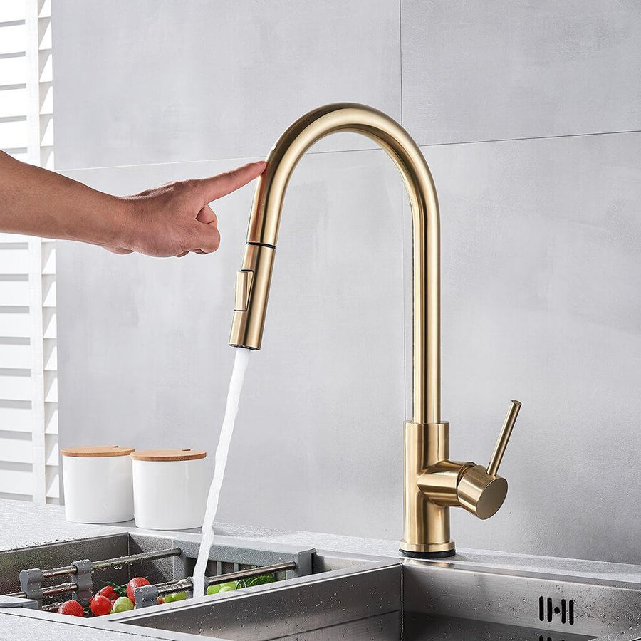 Davy | TouchTech Retractable Kitchen Faucet – Sensor Touchless Mixer Tap with Flexible Hose | Modern Brass Faucet