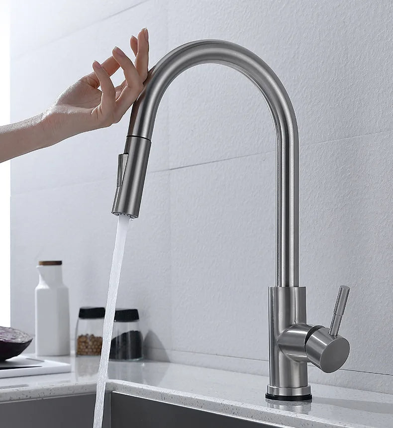 Davy | TouchTech Retractable Kitchen Faucet – Sensor Touchless Mixer Tap with Flexible Hose | Modern Brass Faucet