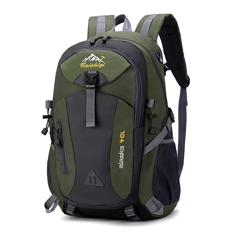 Davy | Waterproof Outdoor Backpack with Laptop Compartment