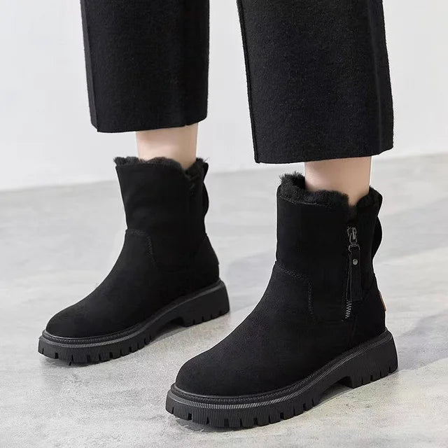 Davy | Winter Boots for Women | Warm, Mid-Height with Short Fur
