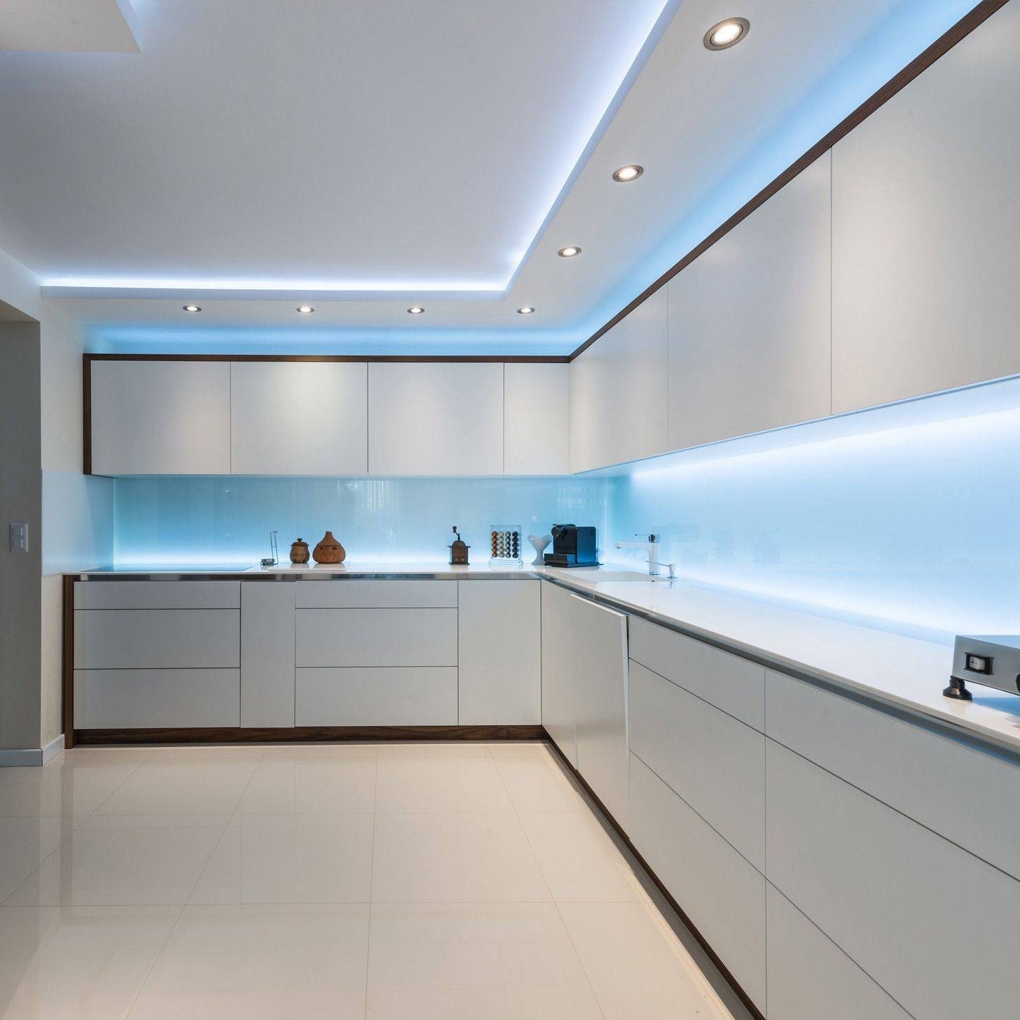 Davy | Wireless Motion Sensor LED Strip - LumaStrip
