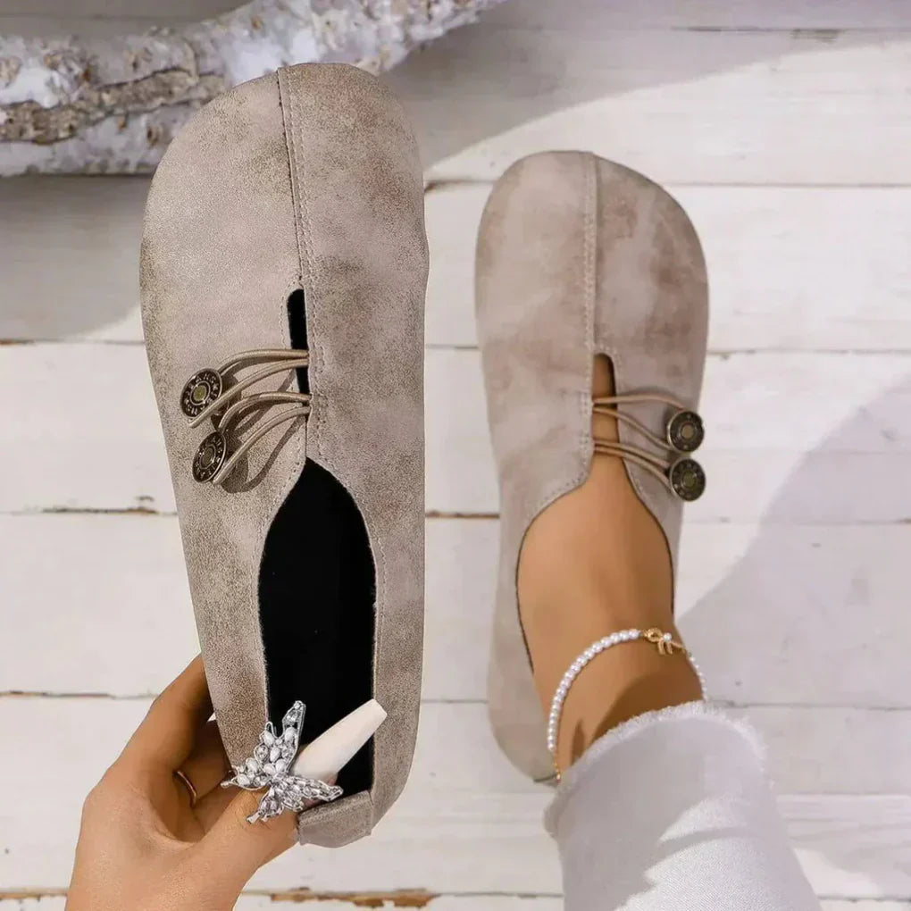 Davy | Women's Flat Shoes with Button Detail