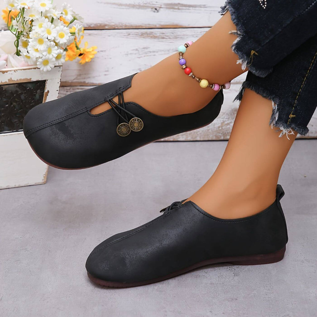 Davy | Women's Flat Shoes with Button Detail