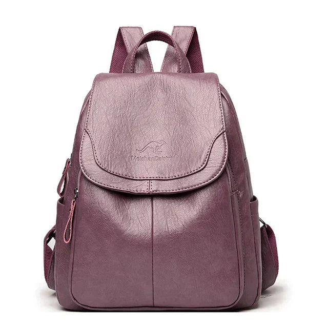 Davy | Women's Leather Backpack with Flap Closure