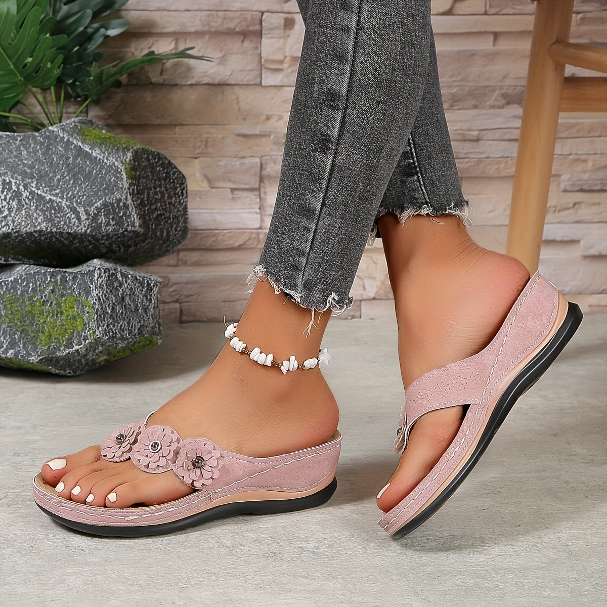 Davy | Women's Orthopedic Flip-Flop Sandals with Flower Detail