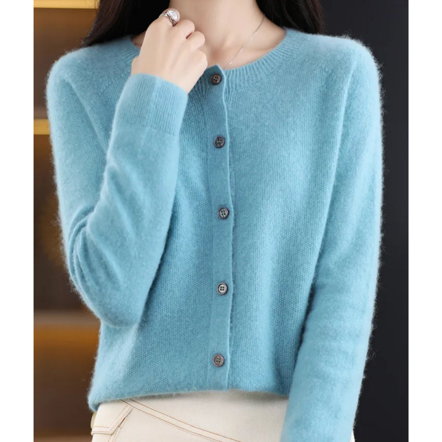 Davy Women's Round Neck Cardigan Sweater