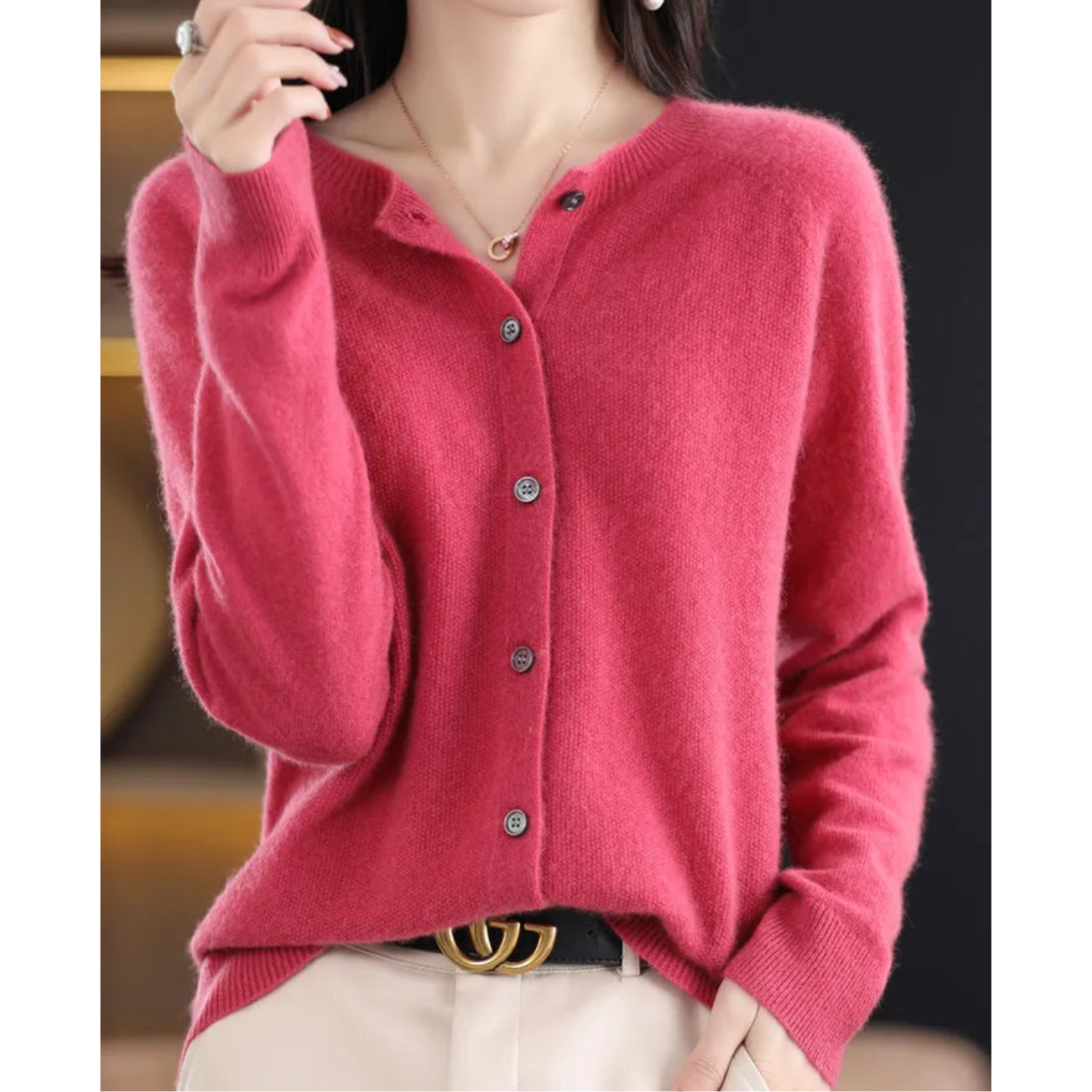 Davy Women's Round Neck Cardigan Sweater