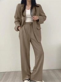 Tailleur pantalon large ajusté pour femme
