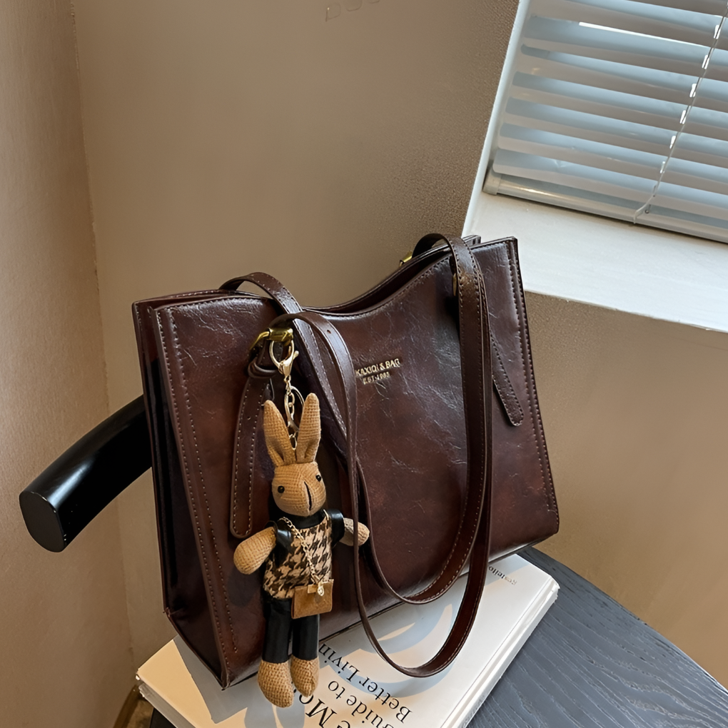 Davy | Women's Vintage Tote Bag with Charm