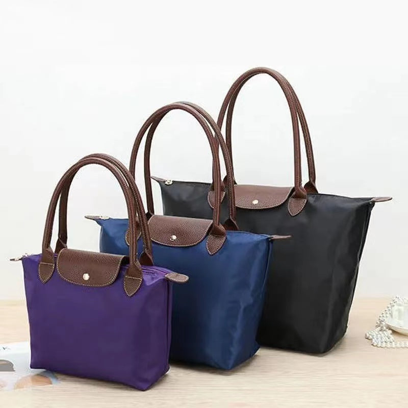 Elegant Women's Spacious Shoulder Bag for Daily Use