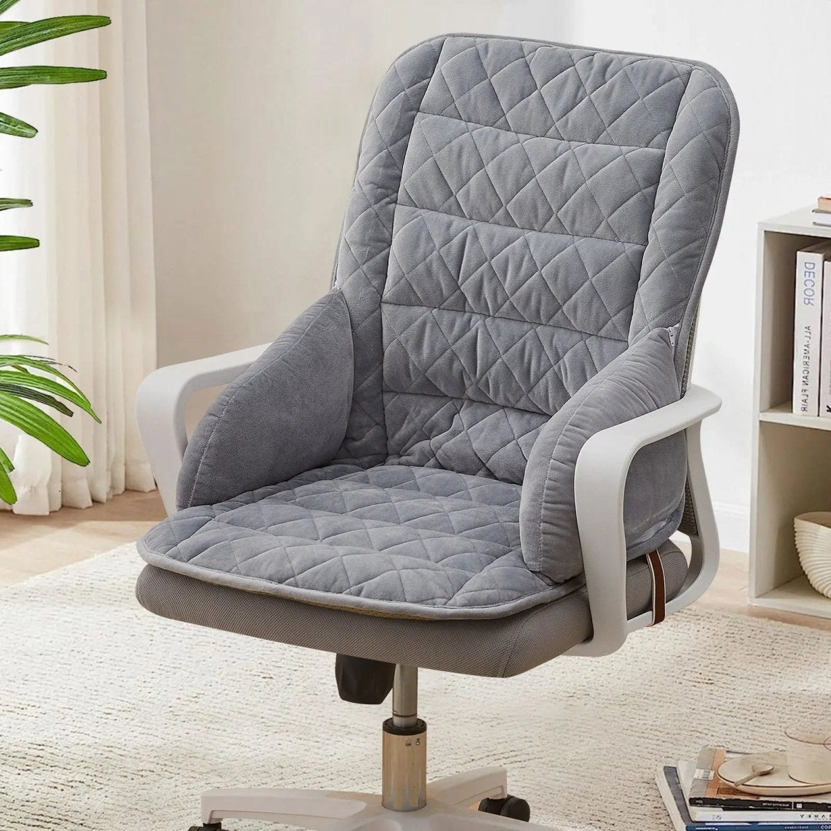 Ergonomic Lumbar Cushion for Upright and Relaxed Seating