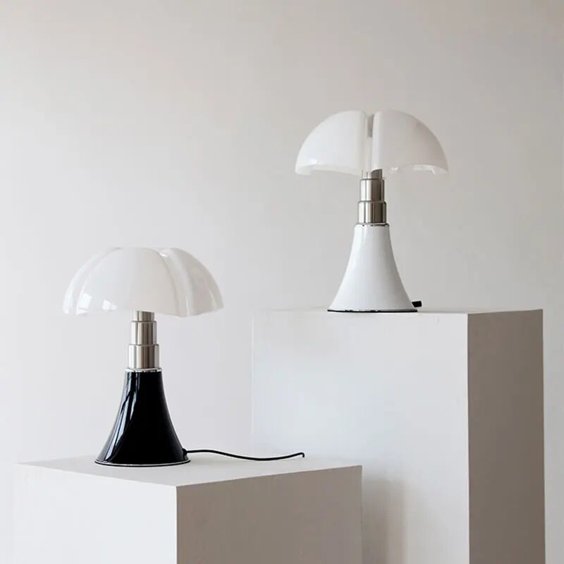Flower Table Lamp – Elegant