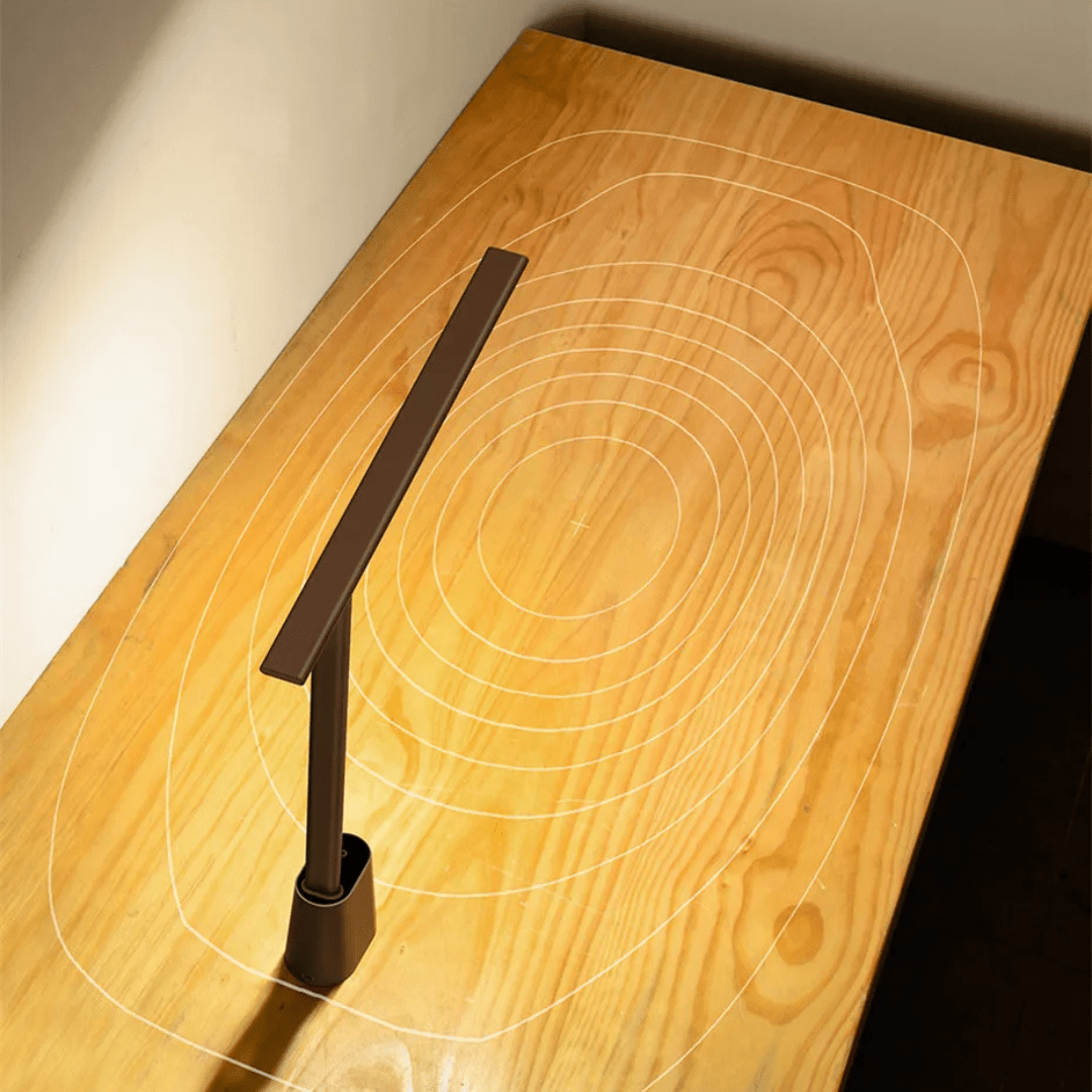 FOLDLITE – Intelligent, foldable LED desk lamp with battery & dimming function