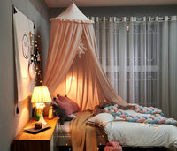 Dosel para Cama Infantil LumaNest con Borlas en Blanco Rosa Gris