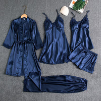 Ensemble pyjama élégant en satin et dentelle pour femme