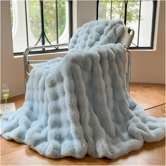 Luxurious, portable blanket for on-the-go – Soft comfort for every environment
