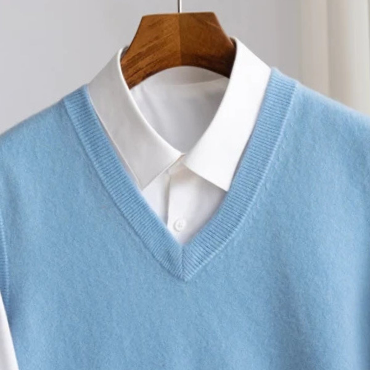 Débardeur en maille à col en V pour homme, en laine mérinos, idéal à superposer