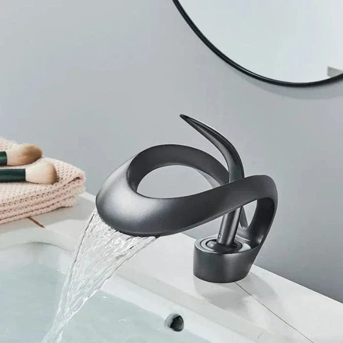 Robinet moderne en laiton effet cascade pour lavabo de salle de bains